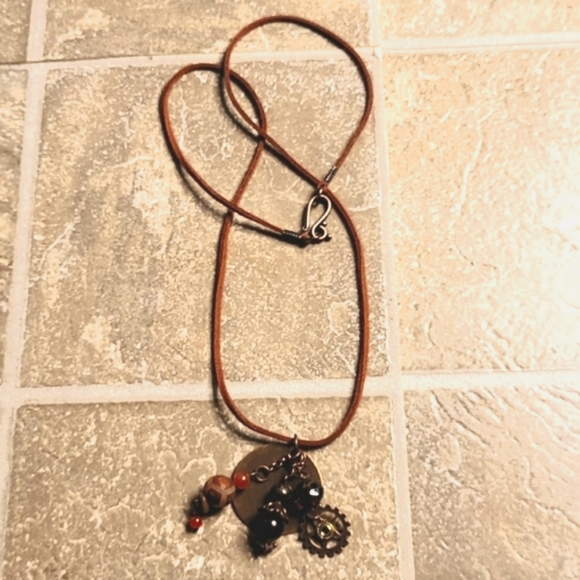 🧡HAND-CRAFTED NECKLACE - Picture 1 of 4